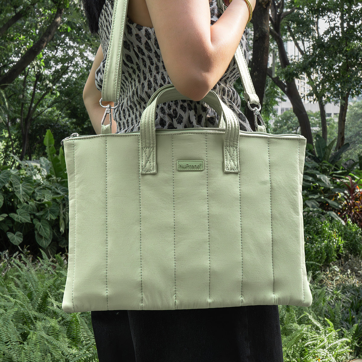 Lily Laptop Bag in Green
