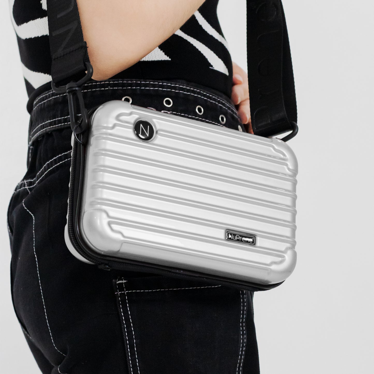 Van-Ya Silver Mini Travel Bag